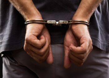 Pai é preso pela Polícia Civil em cidade de MT acusado de estuprar a própria de filha de 7 anos