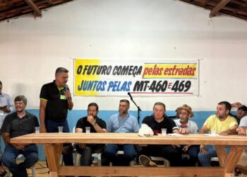 Festa na comunidade da Aldeinha/Brocodoro celebra avanços nas obras e melhorias nas estradas da MT 460