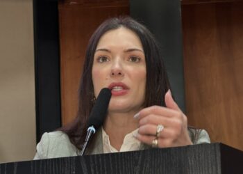 Janaina Riva defende PEC para garantir segurança jurídica na criação de fundos e atribui atuação da ALMT no recuo do governo sobre Fethab 2