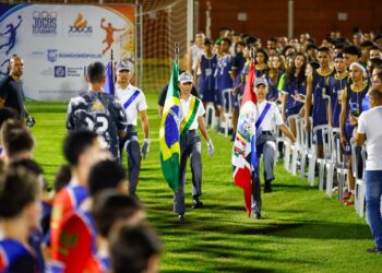 Abertura dos Jogos Regionais reúne centenas de estudantes de Rondonópolis