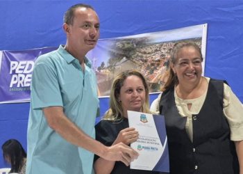 Regularização fundiária transforma vidas em Pedra Preta com entrega gratuita de 117 títulos de propriedade