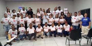 Deputado Thiago Silva garante qualificação profissional para moradores da Vila Operária e região